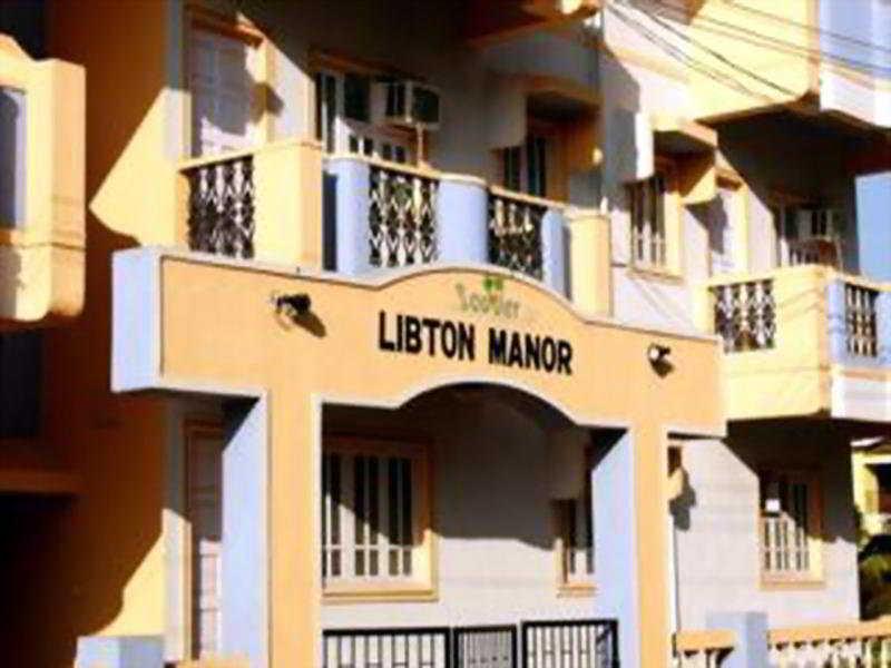 Отель Libton Manor Кандолим Экстерьер фото